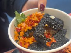 -黑色经典臭豆腐·湖南特产(步行街店)