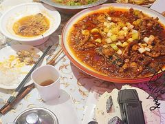 -巴特餐饮6加1音乐餐吧·新疆菜