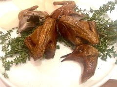 秘制脆皮乳鸽-避风塘·金牌店·夜宵(金玉兰店)