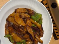 -关东小磨东北菜(上海长风大悦城店)