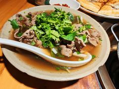 -大众跷脚牛肉馆·非遗传承单位(峨眉山店)
