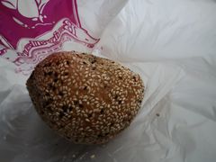 -白玉兰食品甜凤店(合生汇店)