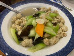 骨汤面筋烩丝瓜-东方饺子王(新奥购物中心店)