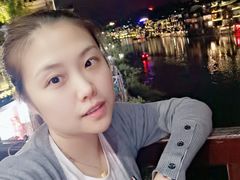 -临江餐馆二楼美食部落