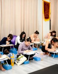 -亚太瑜伽普拉提学院