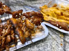 -马克力木手抓炕锅烤羊肉(盐湖一小区店)