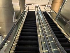-上海第一八佰伴