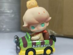 -泡泡玛特POPMART(国金街店)