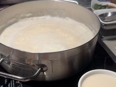 -尚尚仙·酸汤猪手·猪肚鸡火锅(华联万柳购物中心店)