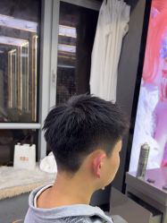 -藤野造型烫发染发