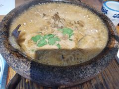白洋淀石锅嘎鱼-小放牛炒菜馆(军校店)