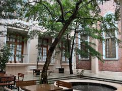 -香港大学