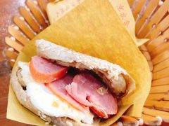 京容合老北京烧饼夹牛肉-京容合·老北京烧饼夹肉(珠江八区店)