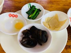 -桥香园过桥米线(国贸店)