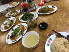 -威南记鸡饭餐室