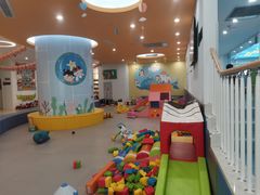 -戊辰亲子游泳俱乐部