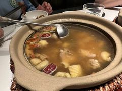 -领鲜天下·焗海鲜·花胶鸡(天目里店)