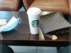 -星巴克臻选(惠州华贸天地1楼店)