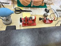 -亨得利钟表商店