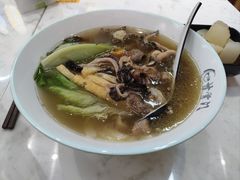 -甘掌门·化州驰名牛杂粉(越秀店)