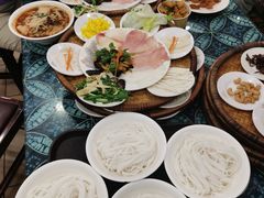 -桥香园云南过桥米线(金马碧鸡店)