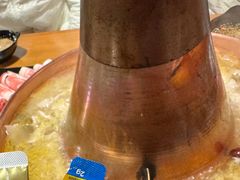 -果松木炭酸菜铜火锅·外婆参鸡汤