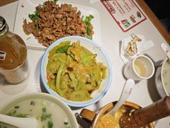 -丁里羊肉小镇(天鹅湖总店)