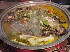 -令狐冲·炭烤活鱼(宝龙店)