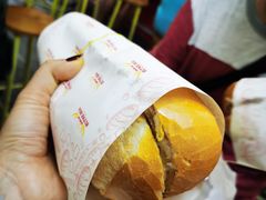 -Bánh Mì Huynh Hoa