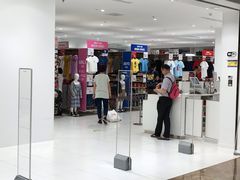 -优衣库(广州天河领展广场店)