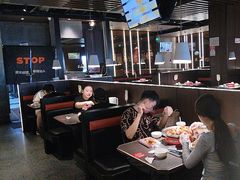 -胖哥俩肉蟹煲(石家庄长安万达店)