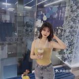 29r把今日份浪漫打包带到车里💐