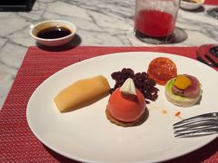 -锦厨国际自助餐厅 · 云端景观 (昆明索菲特大酒店)