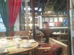 大堂-湘阁里辣(沙井华润万家店)