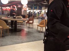 大堂-日进一片海.生腌海鲜火锅.宵夜烧烤(三里屯总店)