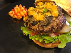 -HIGH FIVE哈福手工汉堡(桂林路店)