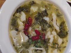 老坛酸菜鱼-南城香·饭香串香馄饨香(花园北路店)