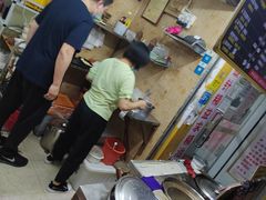 -牛师傅广式药膳牛骨汤美食(江南西店)