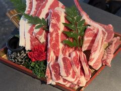 -铭牛烧肉·和牛海鲜自助(高新月牙湖店)