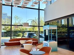 -浙江星杭奔驰4S店(海创园店)