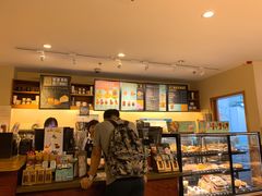 大堂-星巴克(赛特购物中心店)