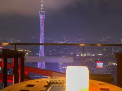 -广州柏悦酒店·悦吧·顶楼露天酒吧