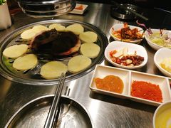 -韩聚屋韩国烤肉餐厅(新北万达店)
