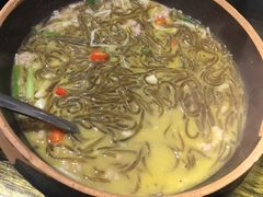 鱼汤煮薯粉-老味道湘菜