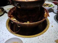 -老佛爷铜炉蛙锅(挂绿店)