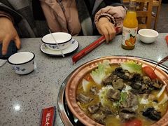 -阿婆情腊排骨火锅(金虹路店)