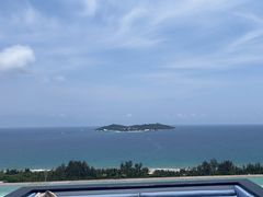 -瑰丽酒店·海吧·天际下午茶·现场DJ·天台酒吧