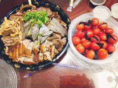 番茄夹乌梅-老炳·七丛松甘草水果