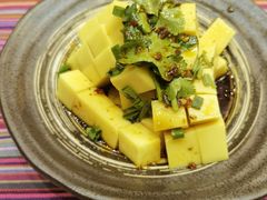 -香巴拉云南餐厅(华莱坞店)