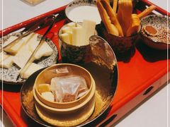 -九十九顶毡房(阜石路店)